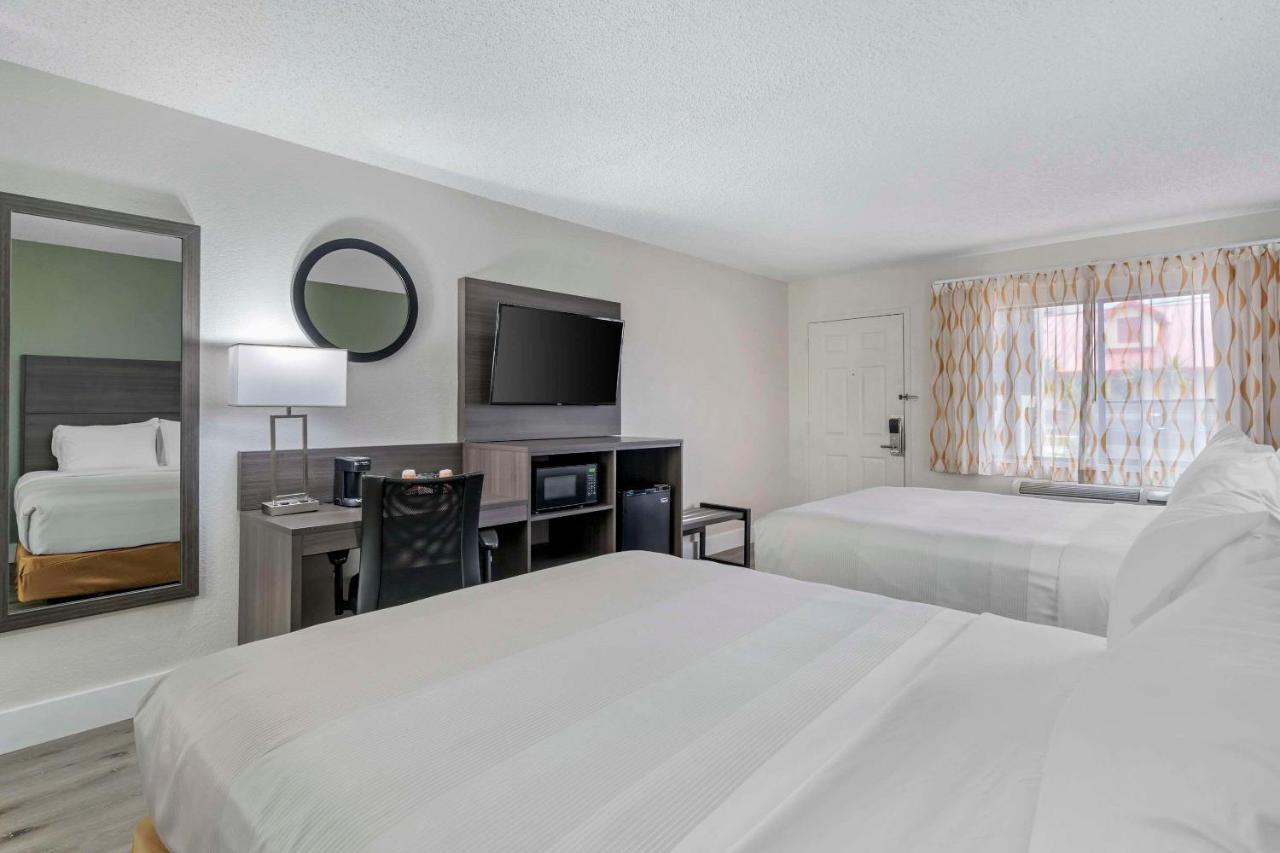 Quality Inn & Suites Orlando East - Ucf Area Alafaya Extérieur photo