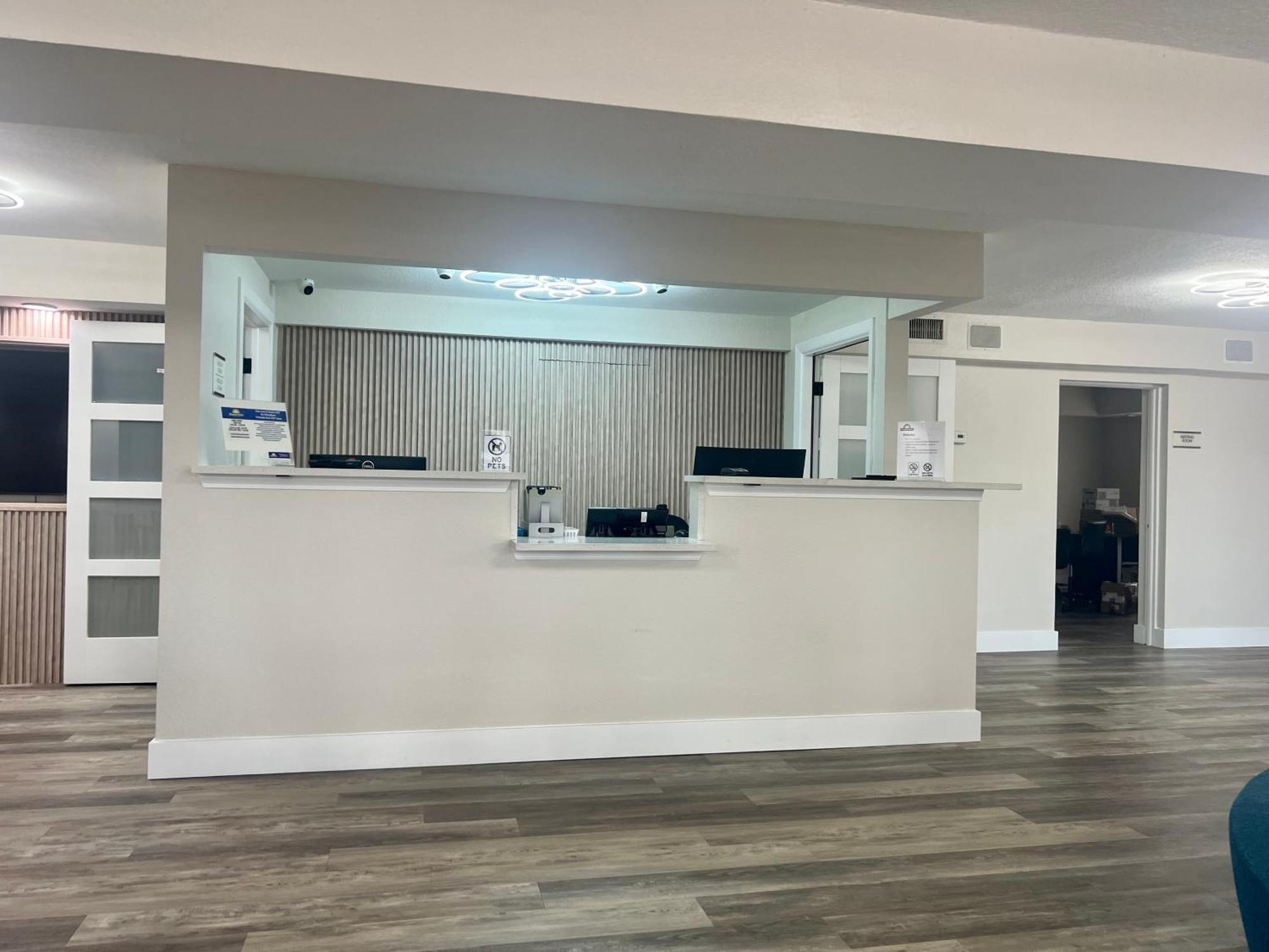 Quality Inn & Suites Orlando East - Ucf Area Alafaya Extérieur photo