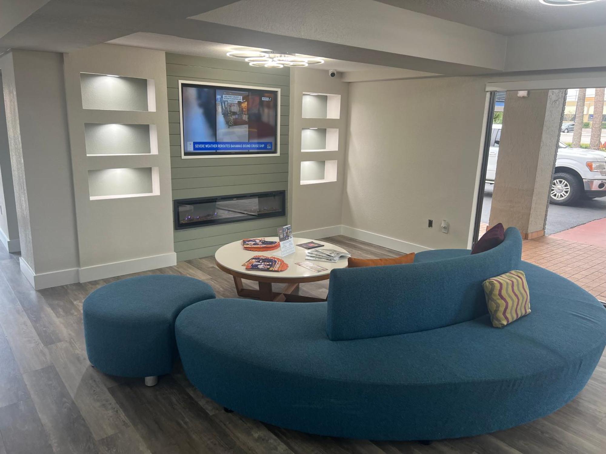 Quality Inn & Suites Orlando East - Ucf Area Alafaya Extérieur photo