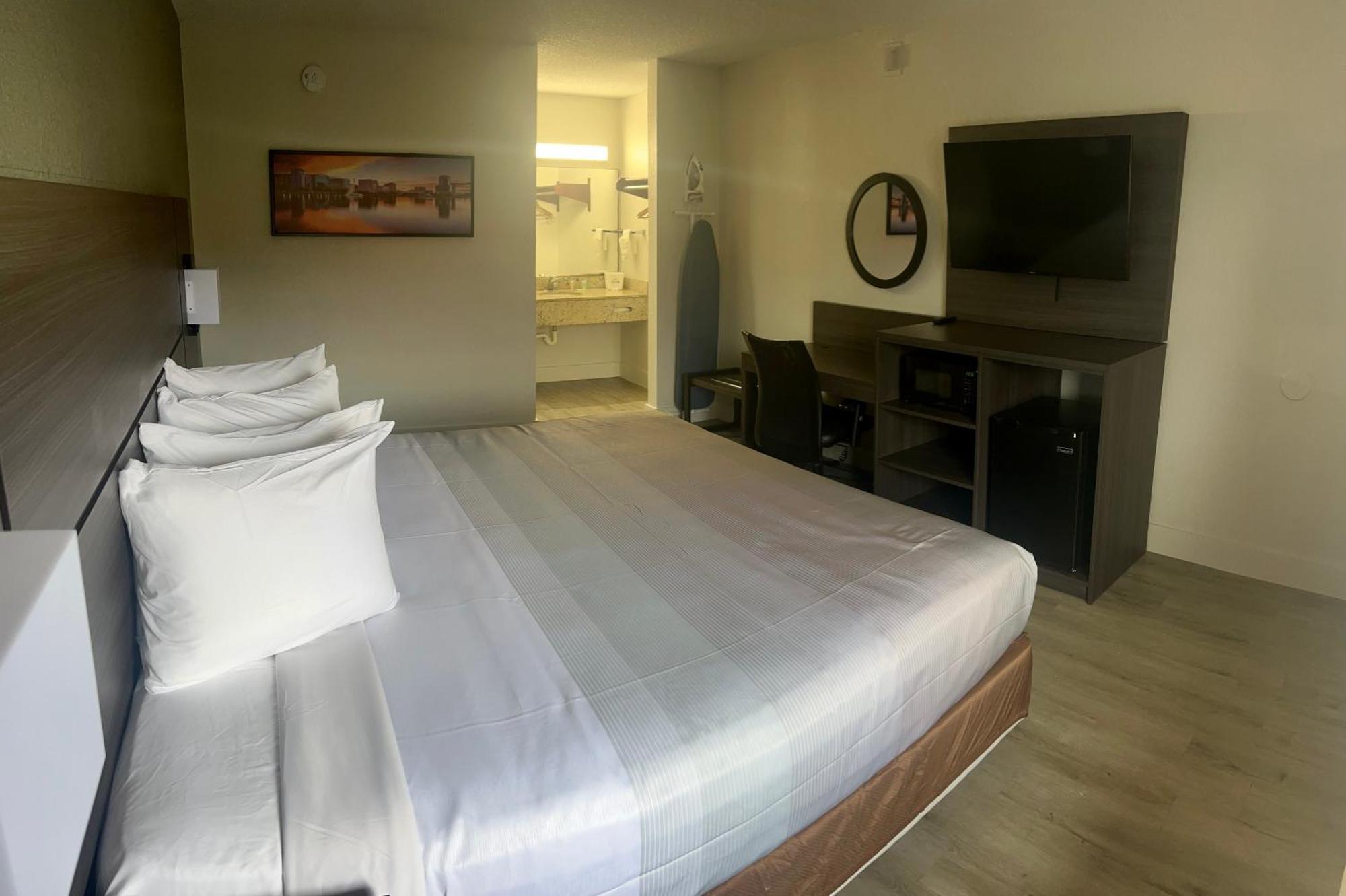 Quality Inn & Suites Orlando East - Ucf Area Alafaya Extérieur photo